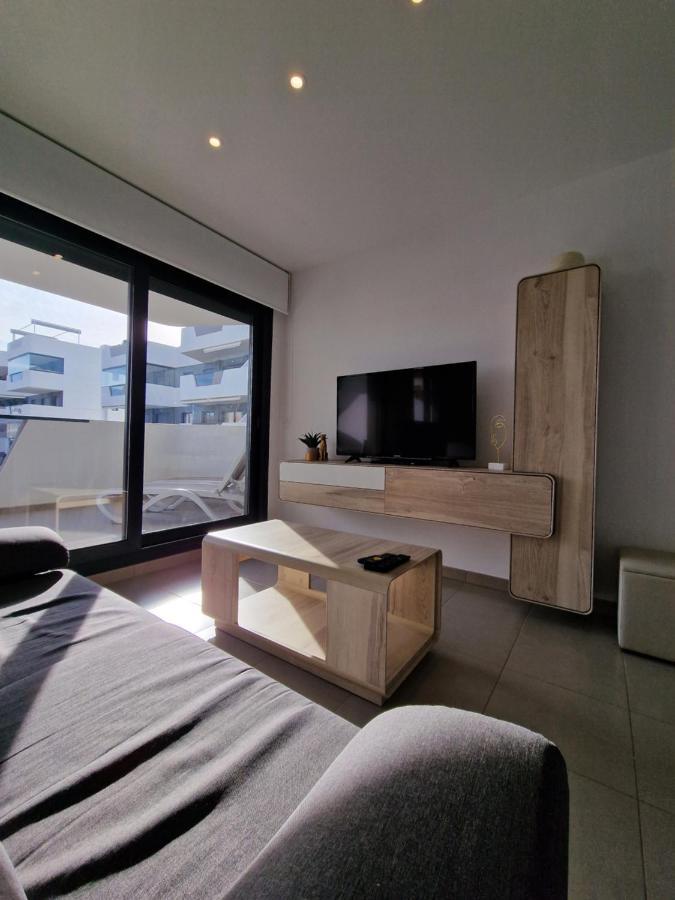 Beautiful Apartment Close To The Sea Arenales del Sol Buitenkant foto